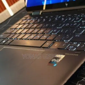New Laptop HP Spectre 16GB Intel Core I7 SSD 1T