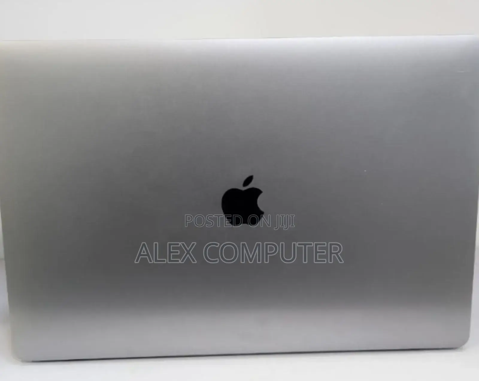 New Laptop Apple MacBook Pro M1 16GB Apple M1 Pro SSD 512GB