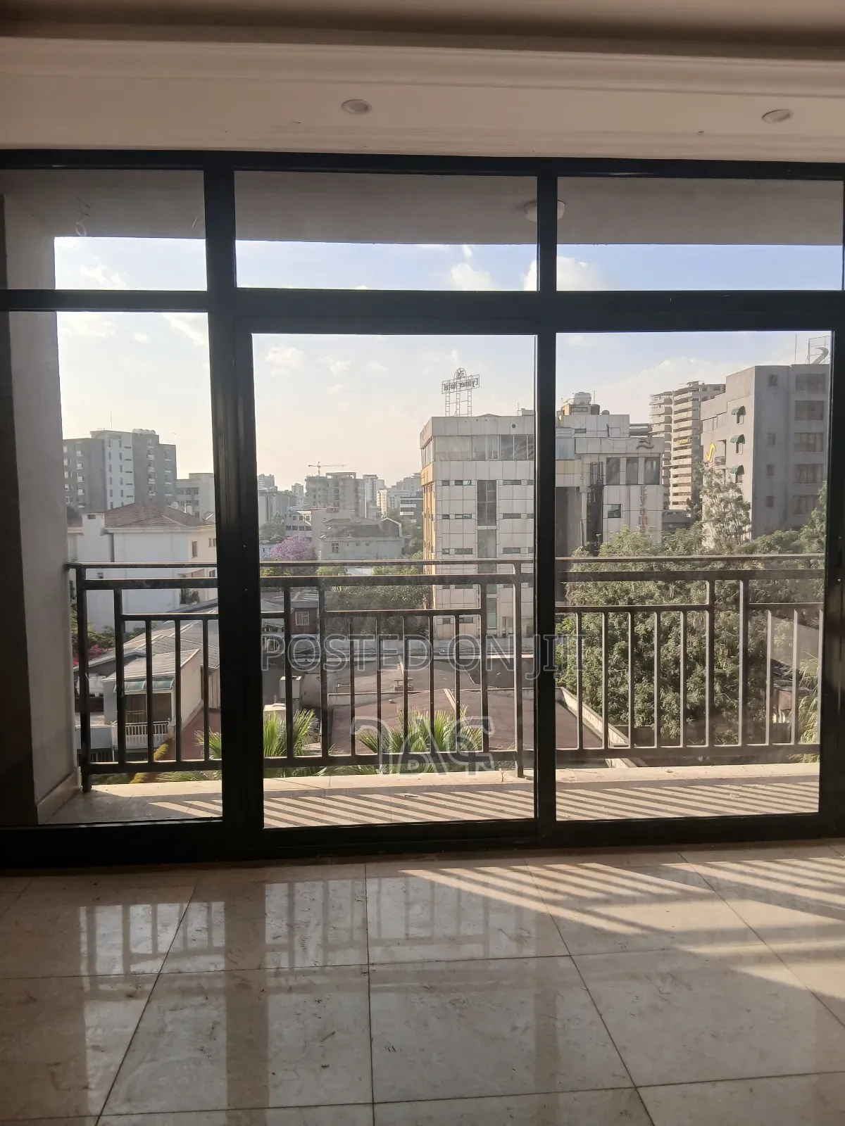 3bdrm Apartment in Bole : አለም ሲኒማ  ጀርባ for sale