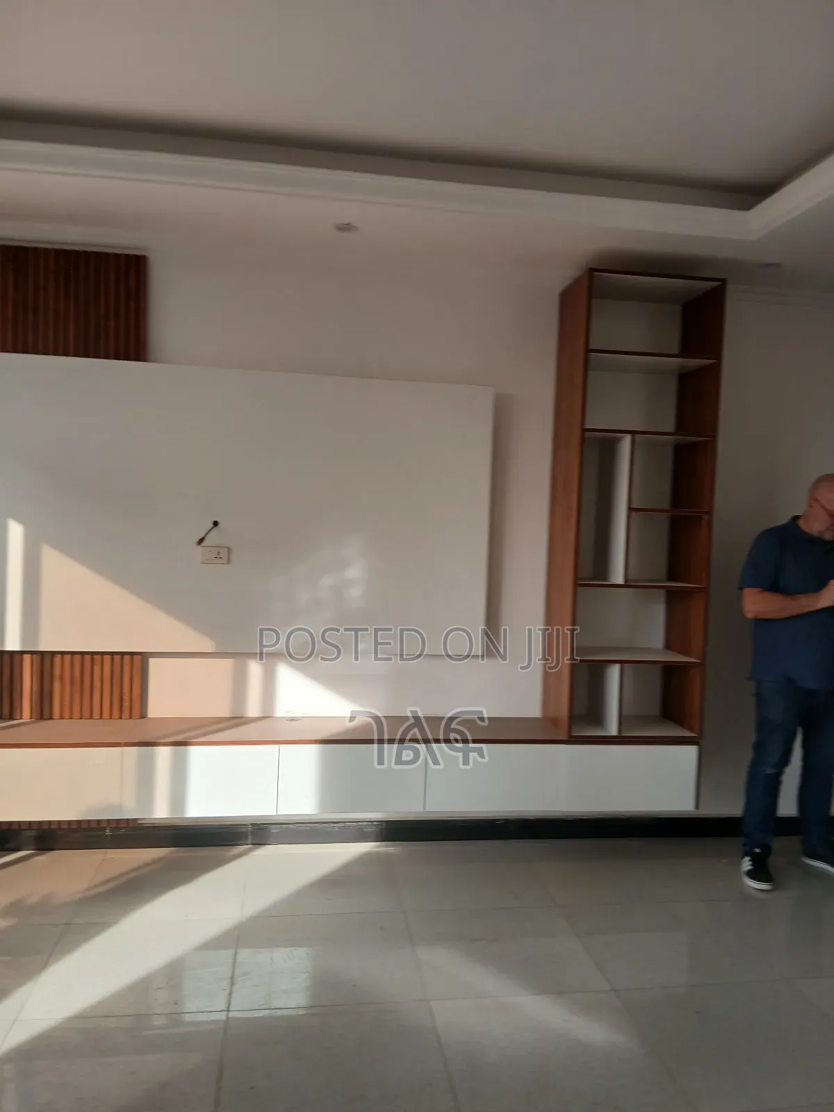 3bdrm Apartment in Bole : አለም ሲኒማ  ጀርባ for sale