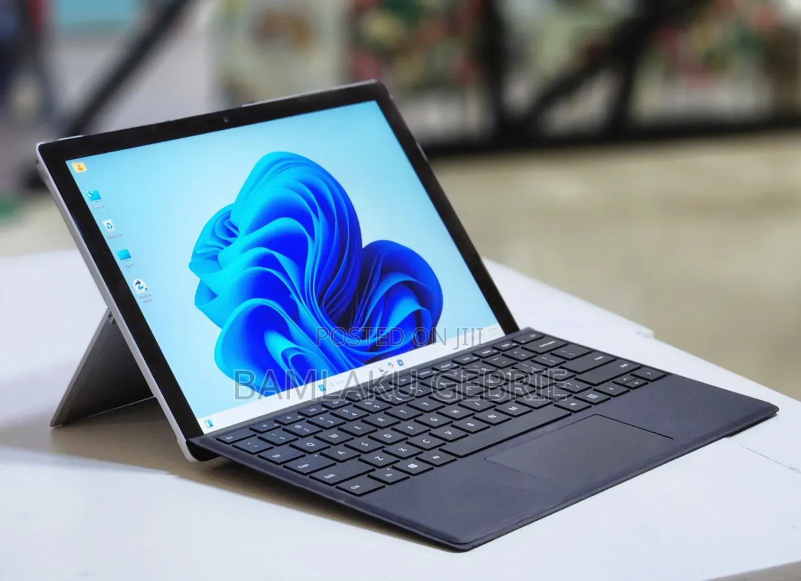 New Laptop Microsoft Surface Pro 7 16GB Intel Core I7 SSD 512GB