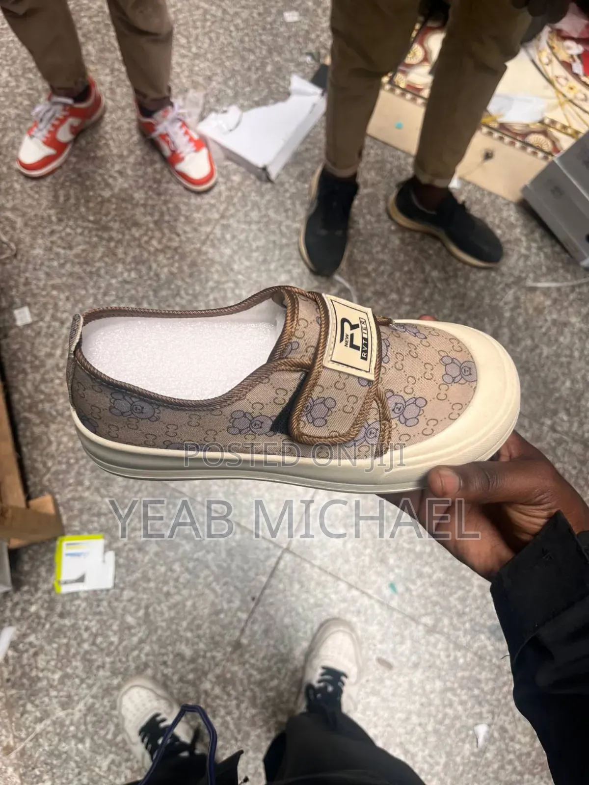 Ladies Original Shoes Sneakers (Yesetoch)