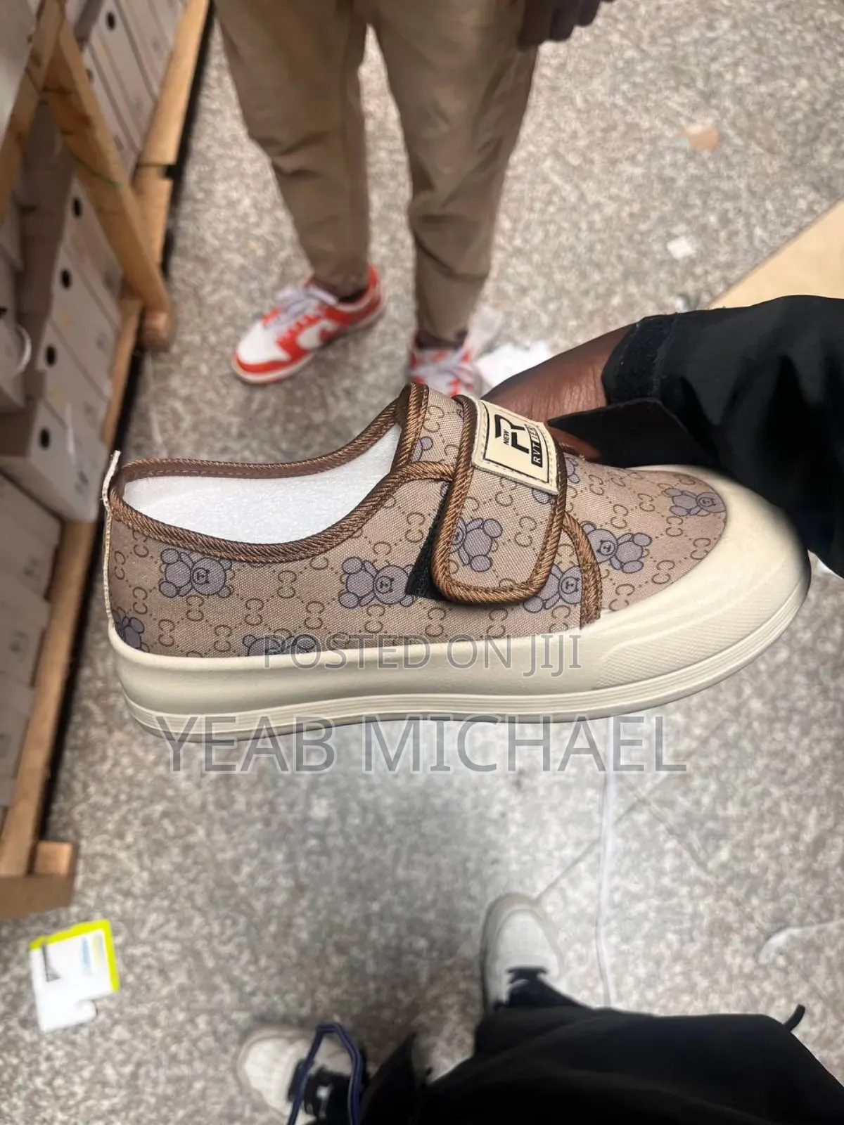 Ladies Original Shoes Sneakers (Yesetoch)