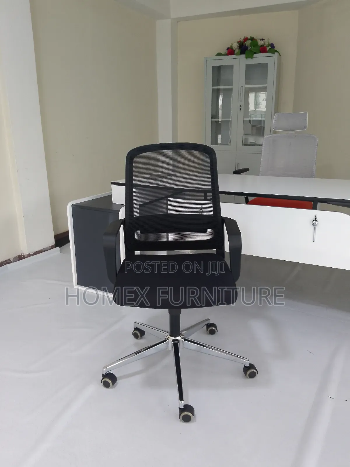 Secretarial Chair – የሰክሬታሪ ወንበር