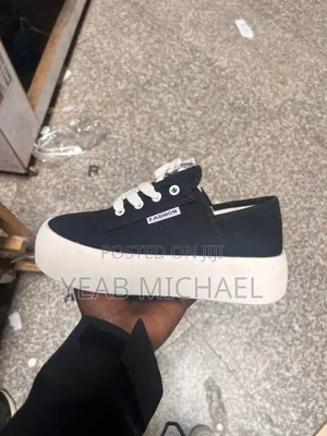 Photo - Ladies Women's Shoes