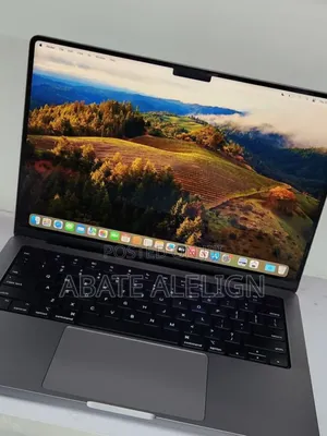 New Laptop Apple MacBook Pro M1 16GB Apple M1 Pro SSD 512GB