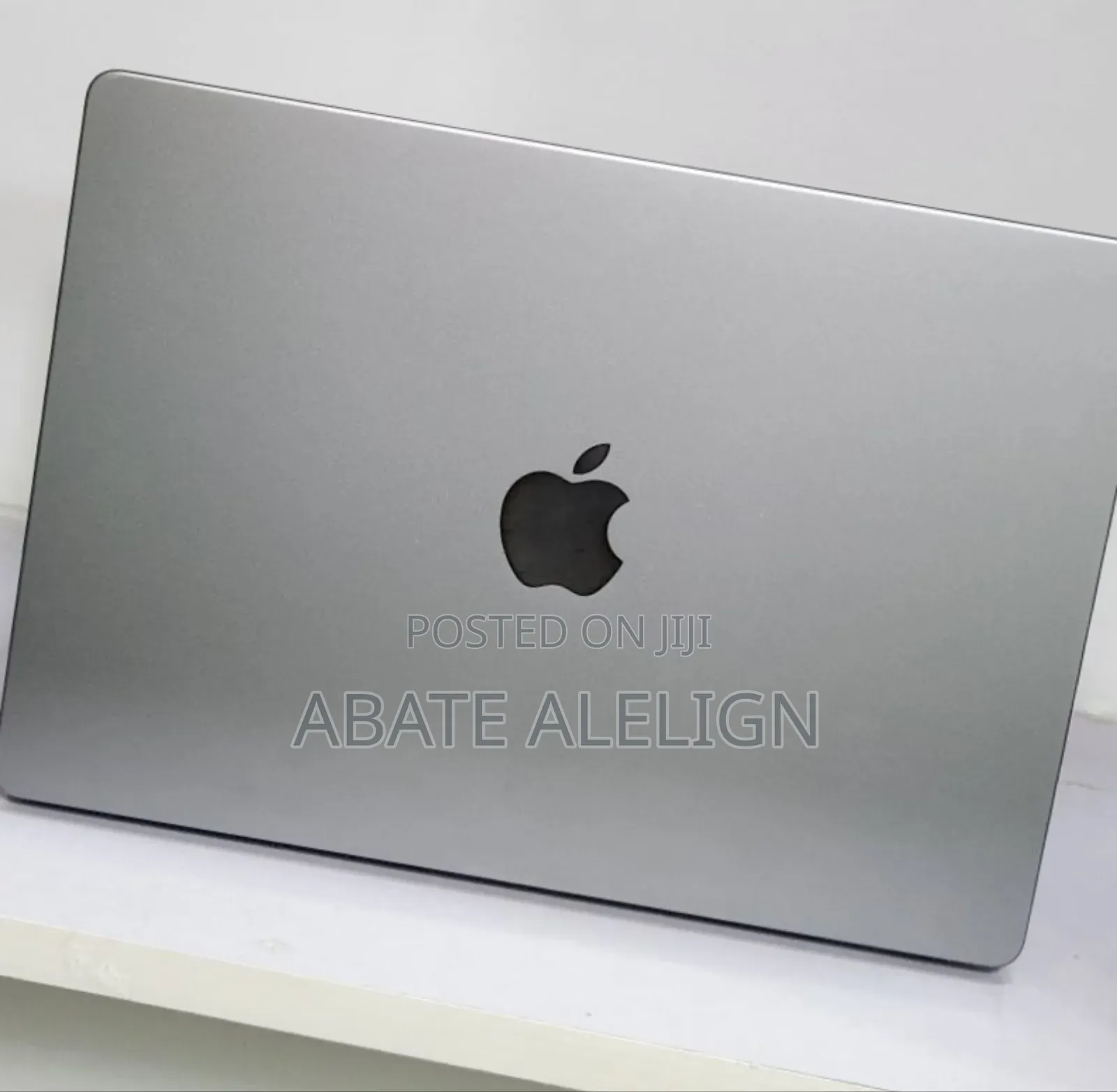 New Laptop Apple MacBook Pro M1 16GB Apple M1 Pro SSD 512GB