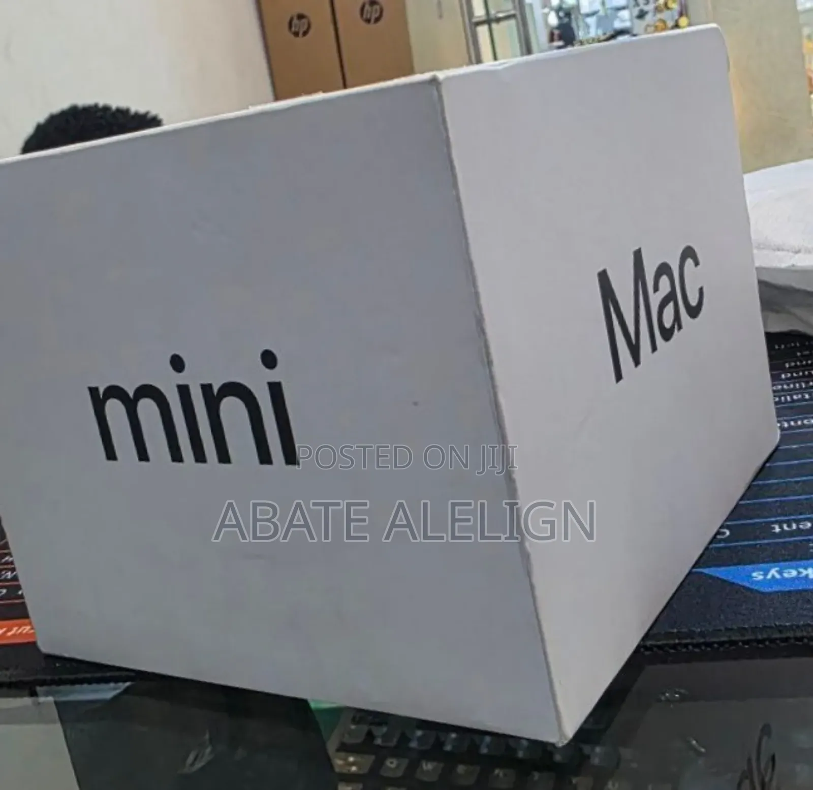 New Laptop Apple MacBook Air 2025 M4 13-Inch 16GB Apple M4 SSD 256GB