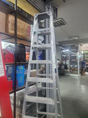 Photo - 9 Step Ladder ባለ 9 ደረጃ መሰላል