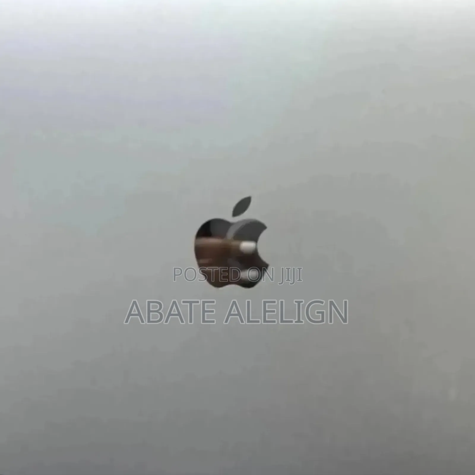 New Laptop Apple MacBook Pro 2017 8GB Intel Core i5 SSD 128GB