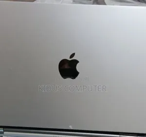 New Laptop Apple MacBook Air 8GB Apple M1 SSD 256GB