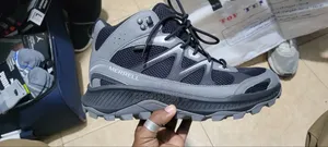 Hiking Shoe