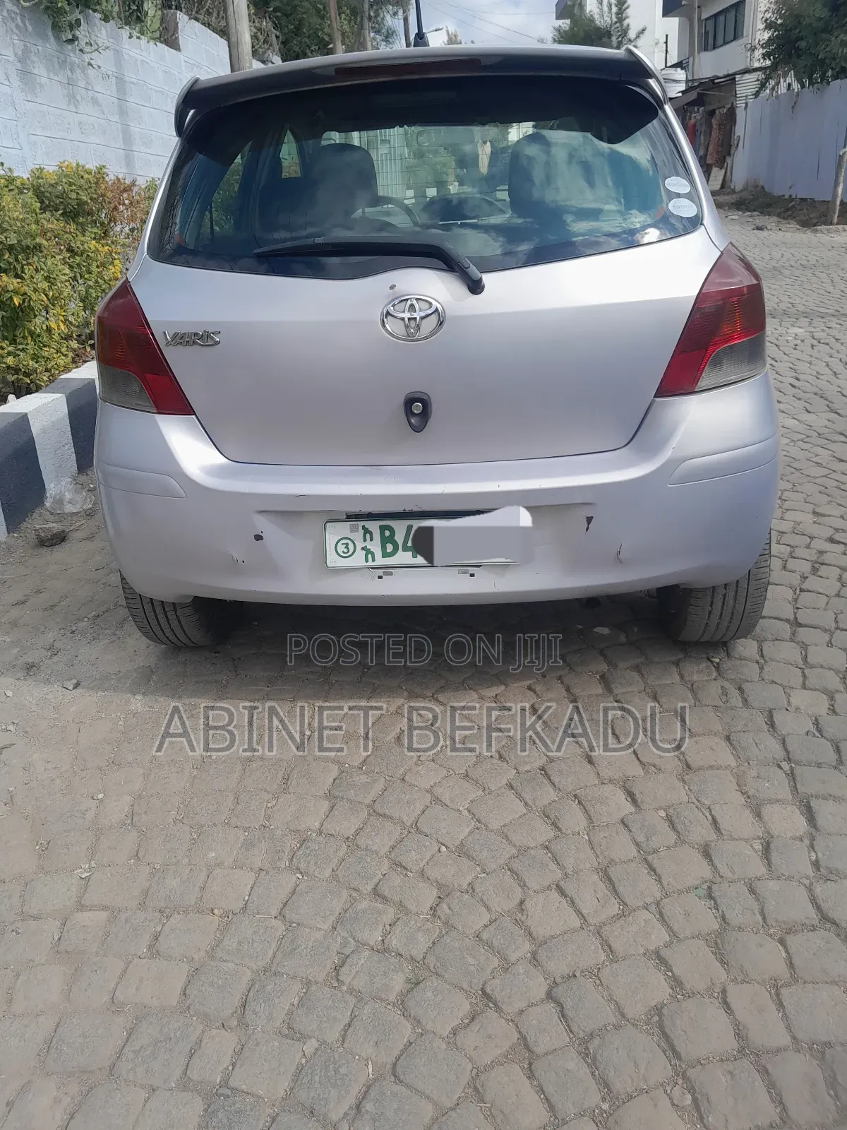 Toyota Vitz 1.0 FWD 5dr 2010 Purple