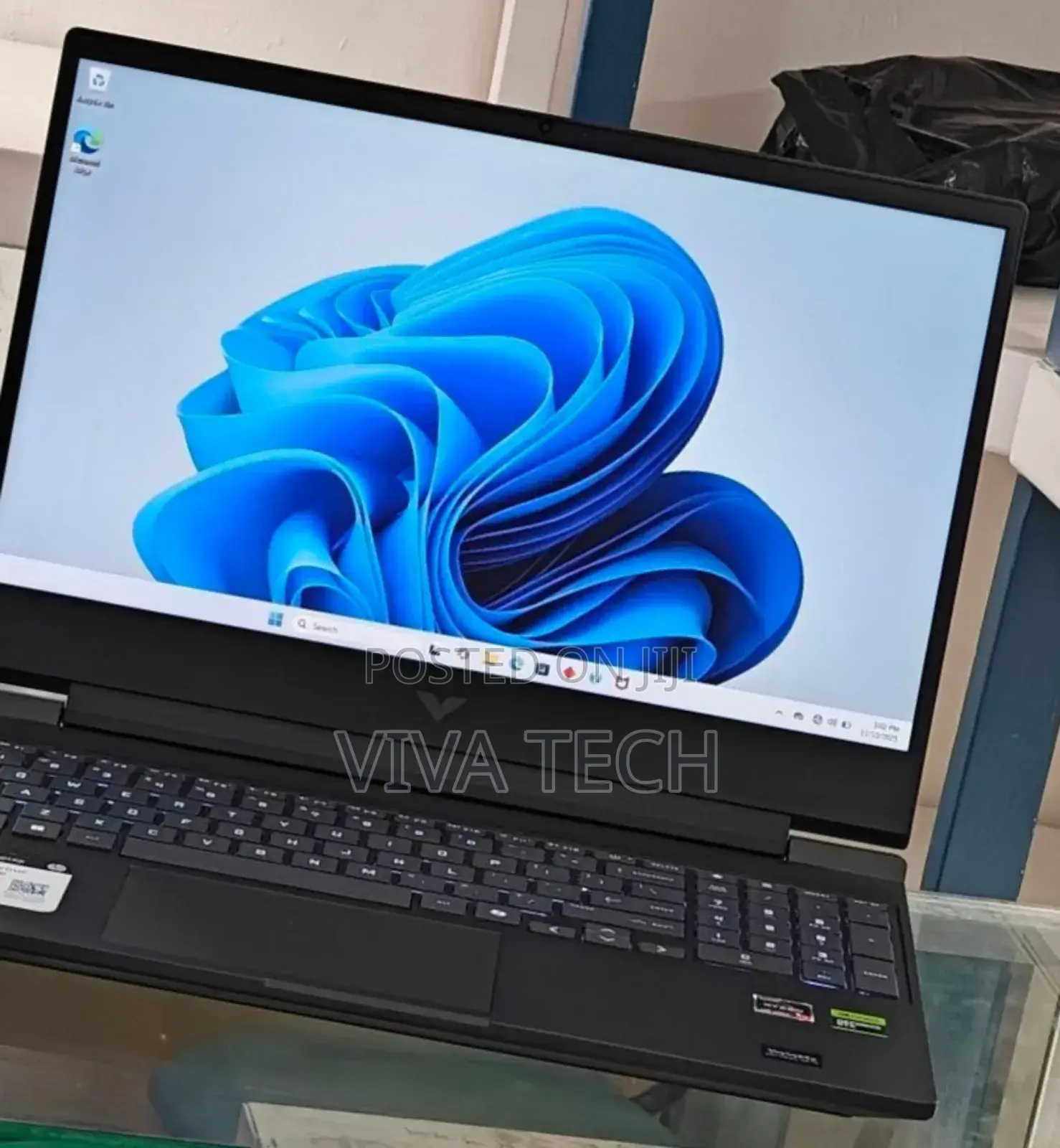 New Laptop HP Victus 15 16GB AMD Ryzen 7 SSD 512GB