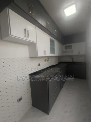 4bdrm Apartment in 4Bedroom Apartment, Bole for rent
