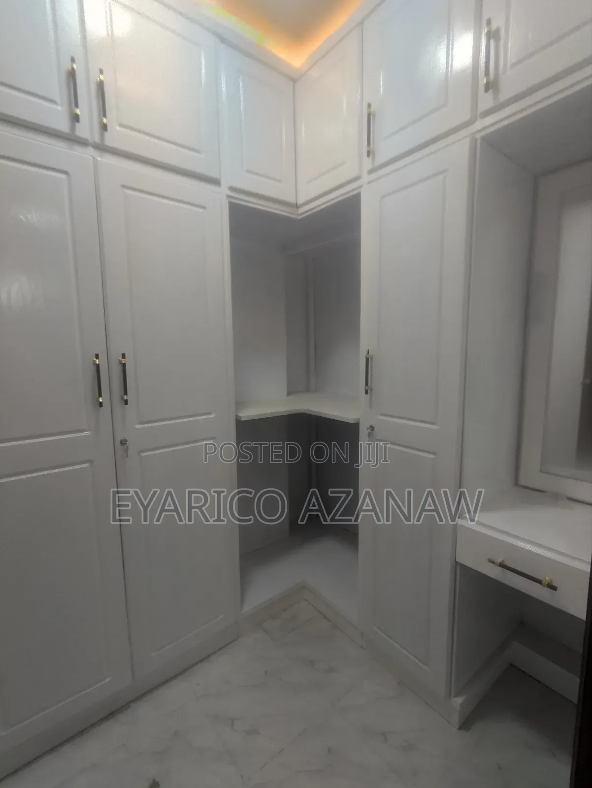 4bdrm Apartment in 4Bedroom Apartment, Bole for rent