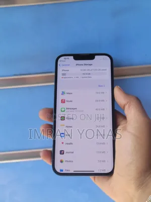 Photo - Apple iPhone 13 128 GB Green