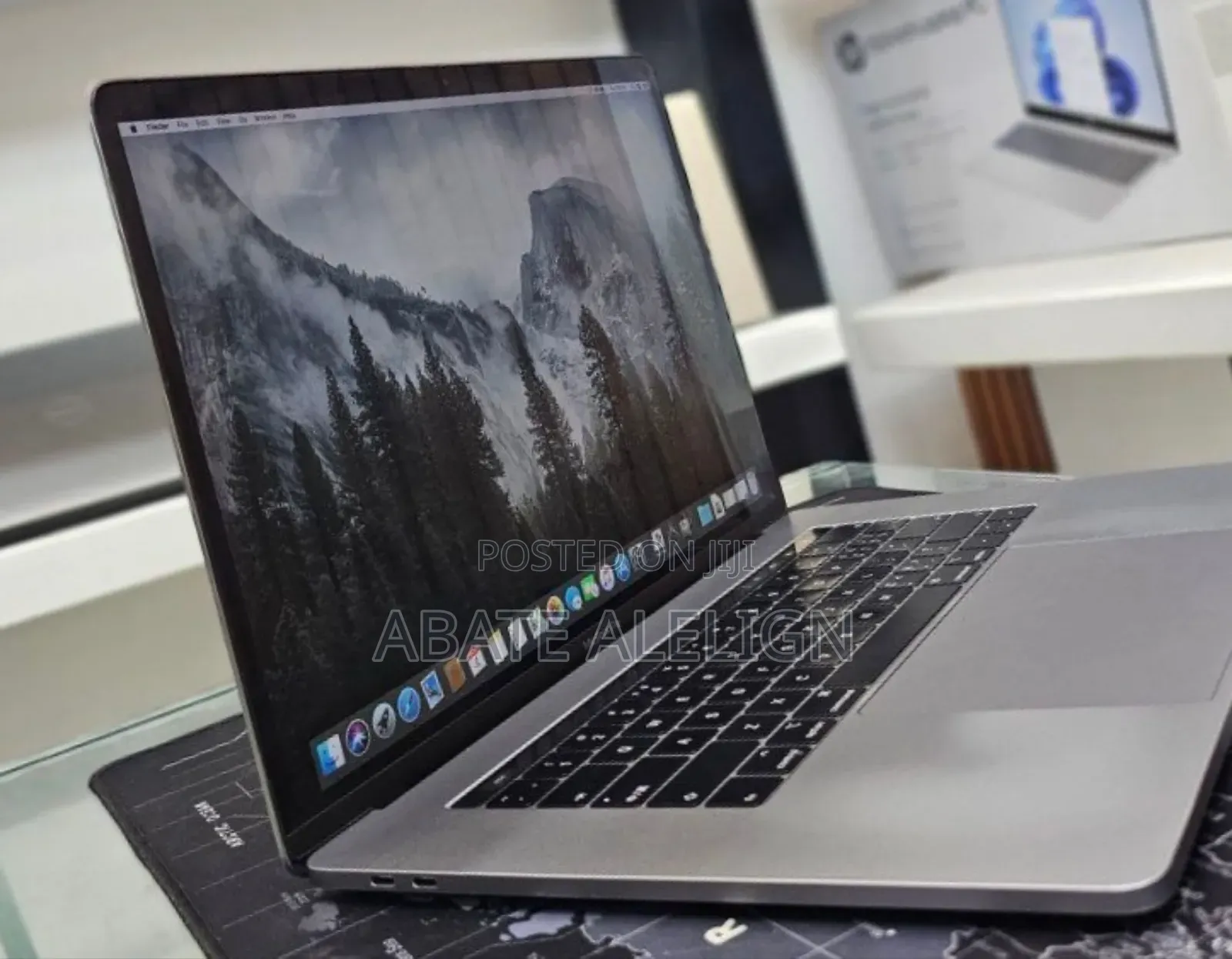 New Laptop Apple MacBook Pro 2019 16GB Intel Core I9 SSD 512GB
