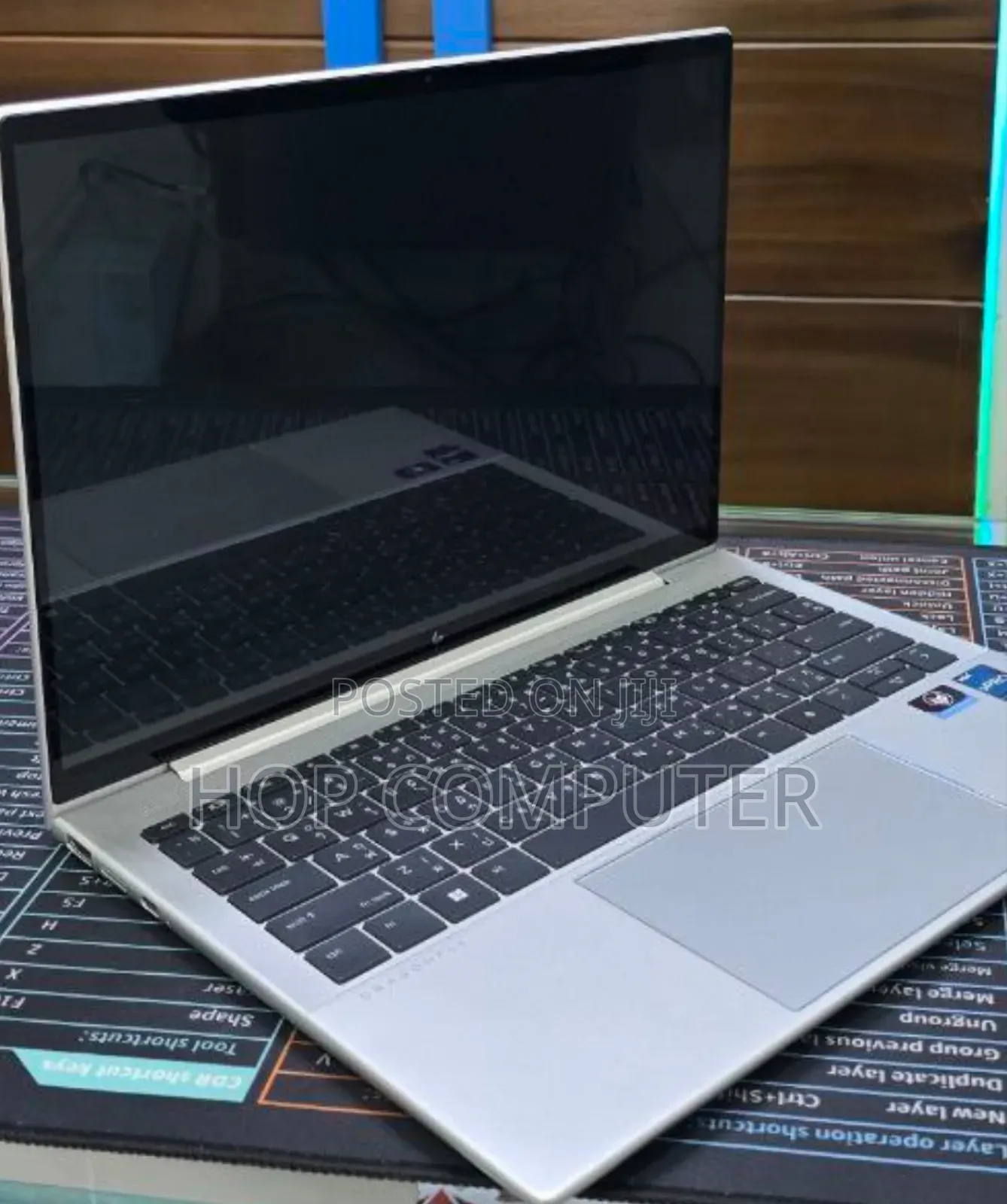 New Laptop HP Elite Dragonfly G4 16GB Intel Core I7 SSD 512GB