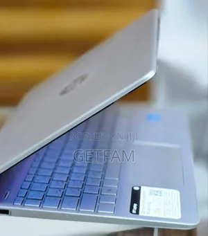New Laptop HP Stream Notebook 8GB Intel Core I3 SSD 256GB