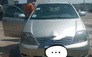 Photo - Toyota Corolla 2003 Silver