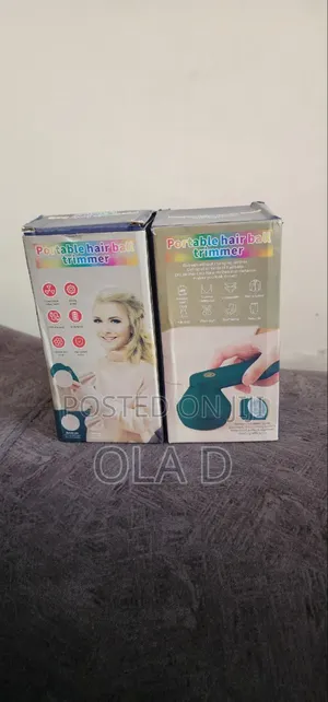 Photo - Portable Hairball Trimmer/ Lint Remover