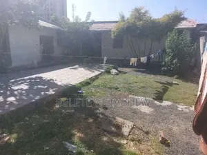 Ayat, Lomyad , L-Shape House for Sale 300sqm