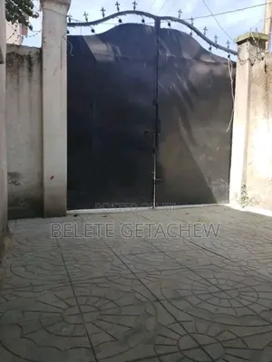 Ayat, Lomyad , L-Shape House for Sale 300sqm