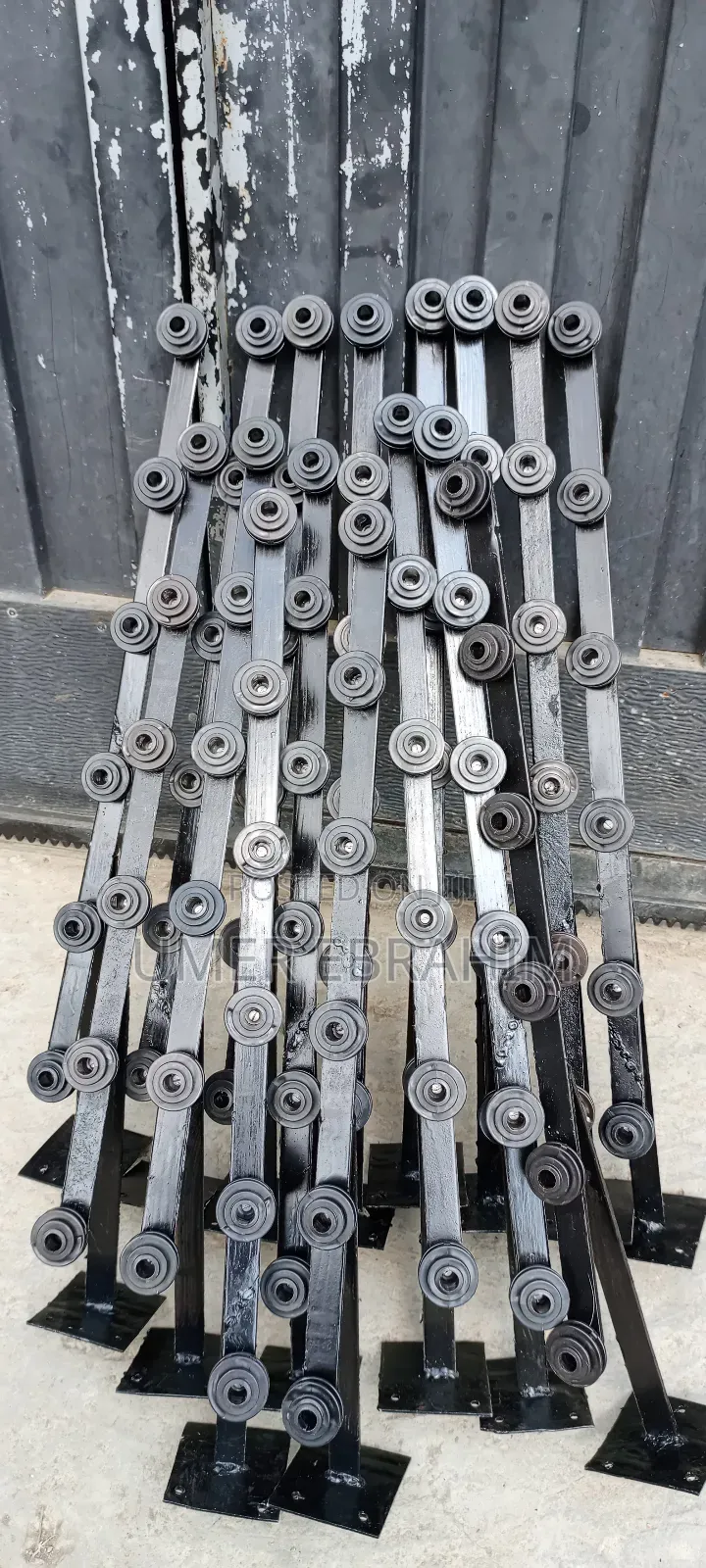 የኤሌትሪክ አጥር ፓስት በጥራት የዘጋጀ በተመጣጣኝ ዋጋ