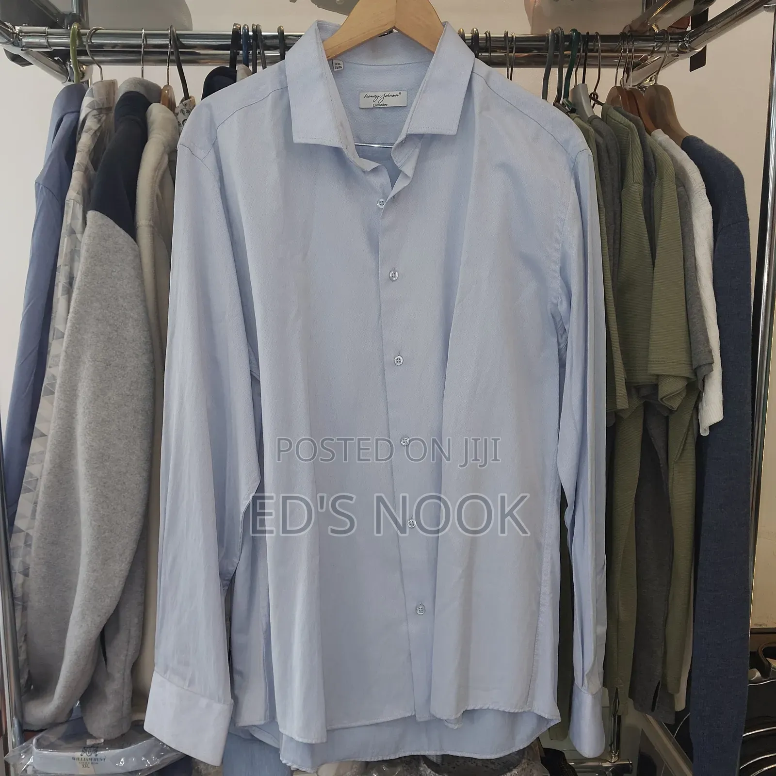 Men’S Light Blue and Dark Blue Long-Sleeve Button-Up Shirt