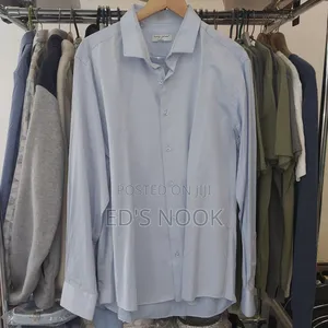 Men’S Light Blue and Dark Blue Long-Sleeve Button-Up Shirt