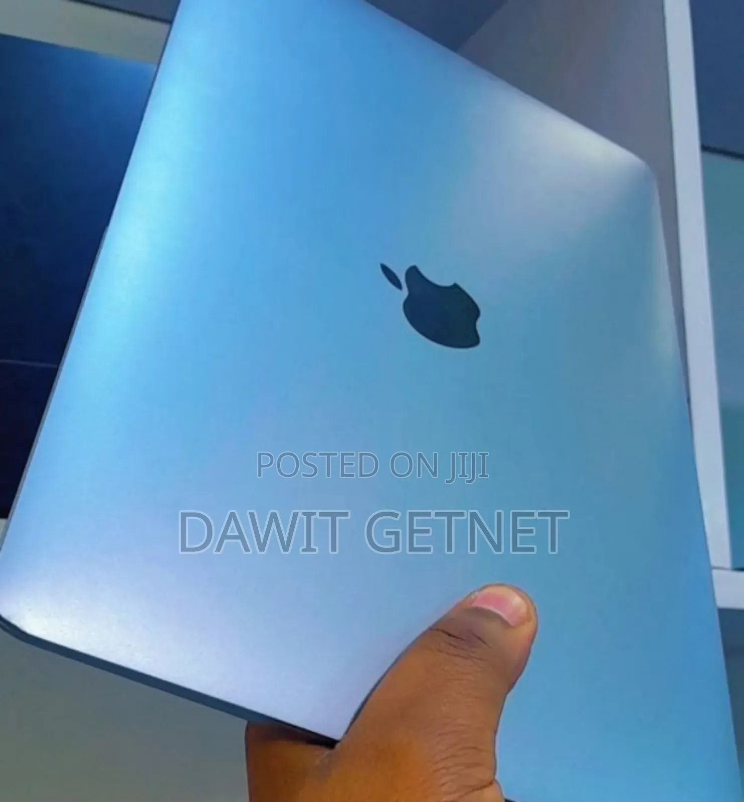 New Laptop Apple MacBook Air 2020 M1 8GB Apple M1 SSD 256GB