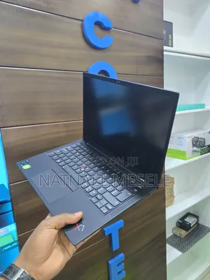 New Laptop Lenovo ThinkPad X1 Carbon 16GB Intel Core Ultra 7 SSD 512GB