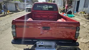 Toyota Tacoma 2003 Red