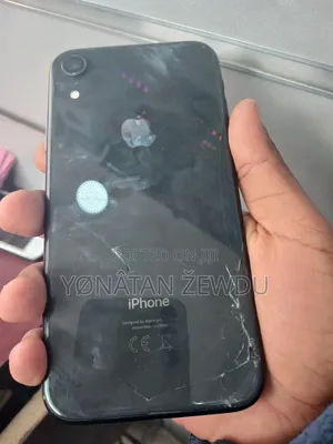 Apple XR 128 GB Black