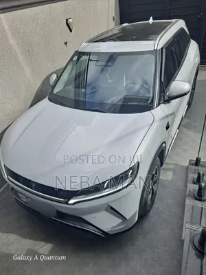 Photo - BYD Yuan Up 2025 Silver