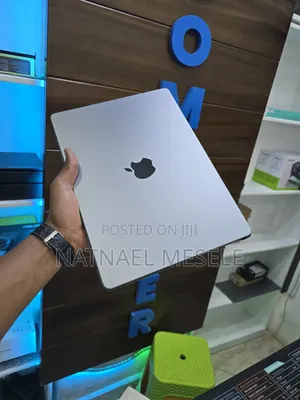 New Laptop Apple MacBook Pro M1 32GB Apple M1 Max SSD 1T