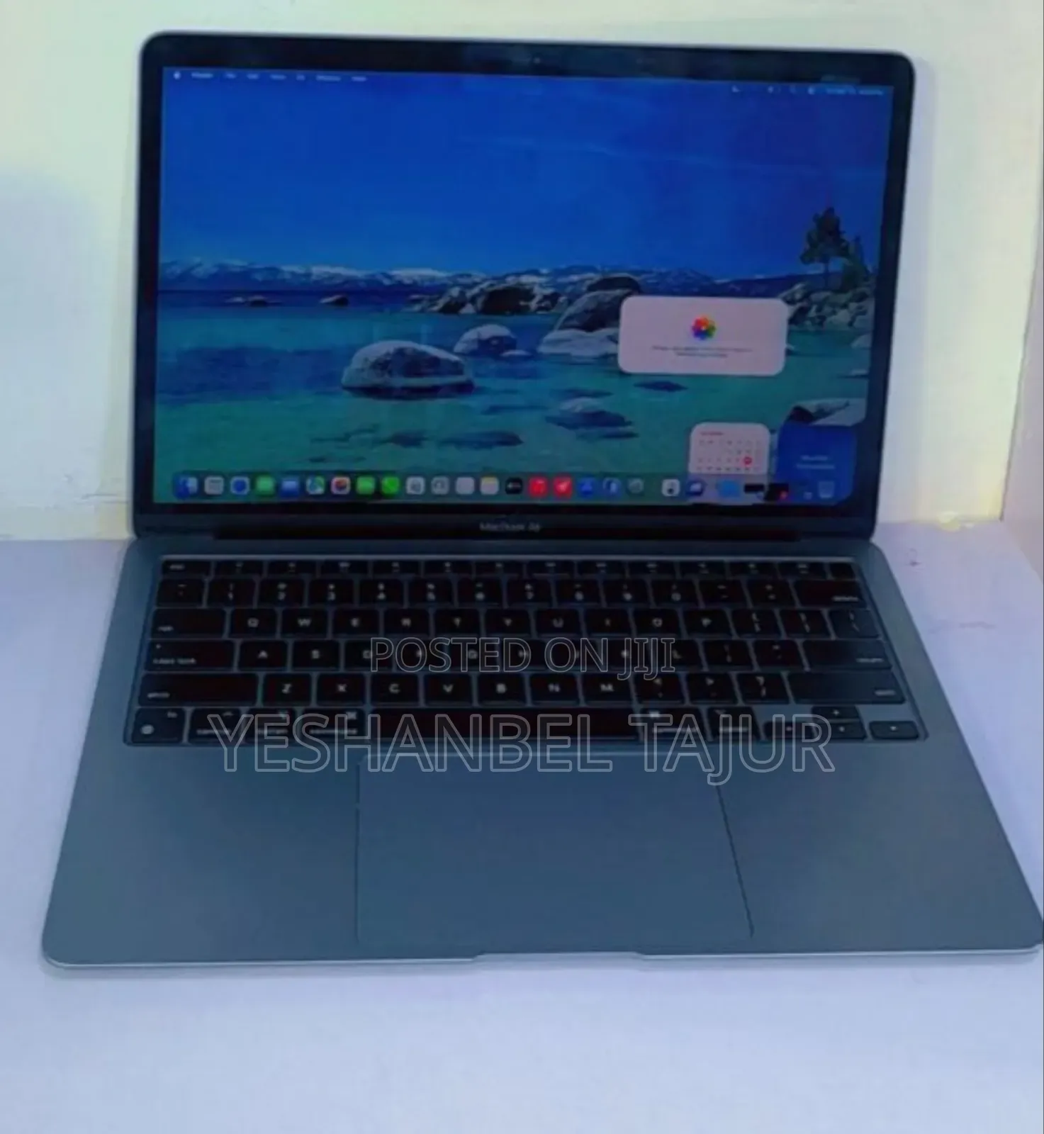 New Laptop Apple MacBook Air 2020 M1 8GB Apple M1 SSD 256GB