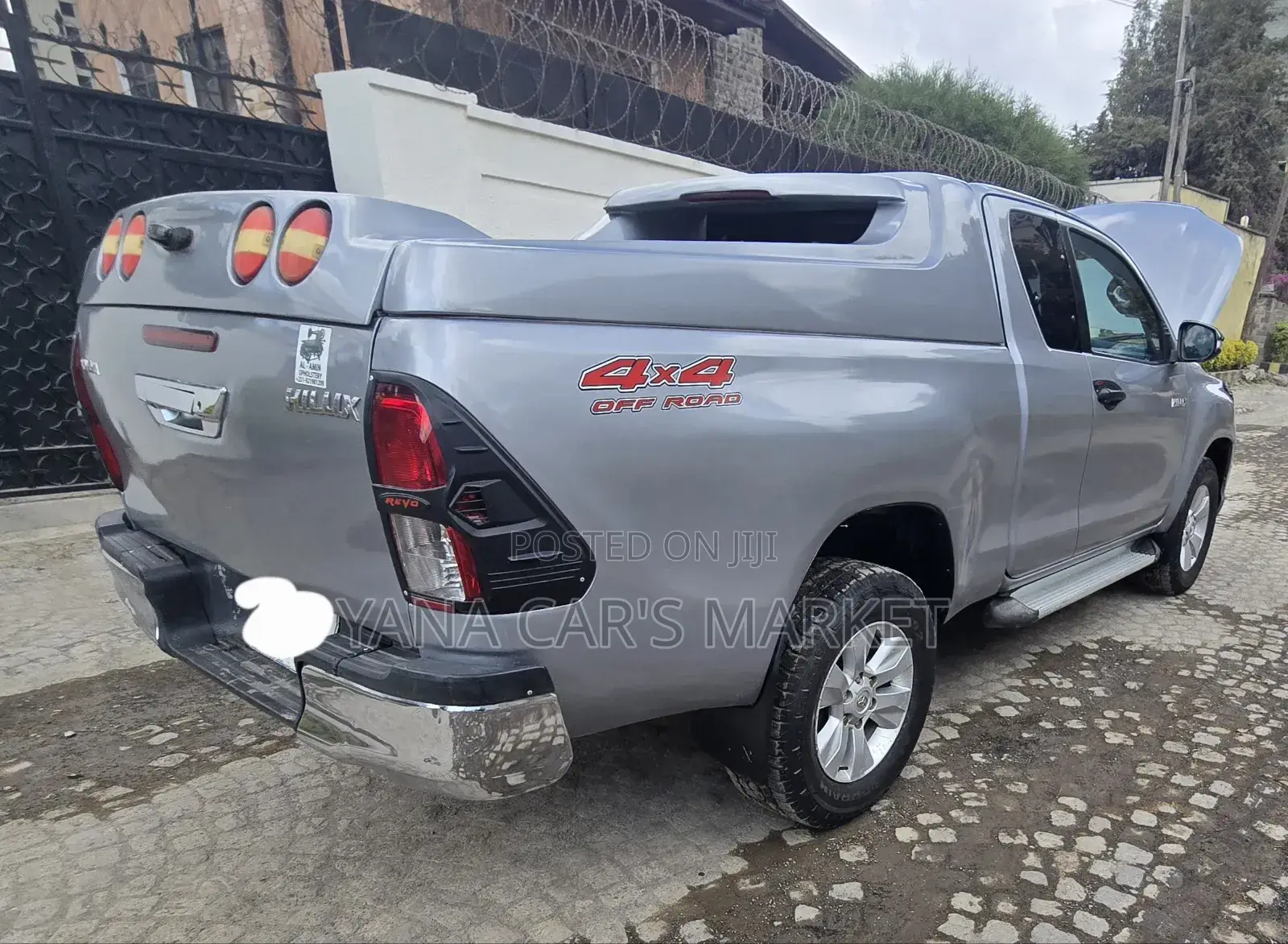 Toyota Hilux 2017 Silver