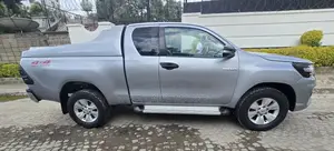 Toyota Hilux 2017 Silver
