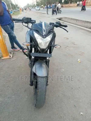 New Bajaj Pulsar RS200 2018 Black