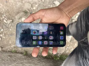 Apple iPhone 13 128 GB Black