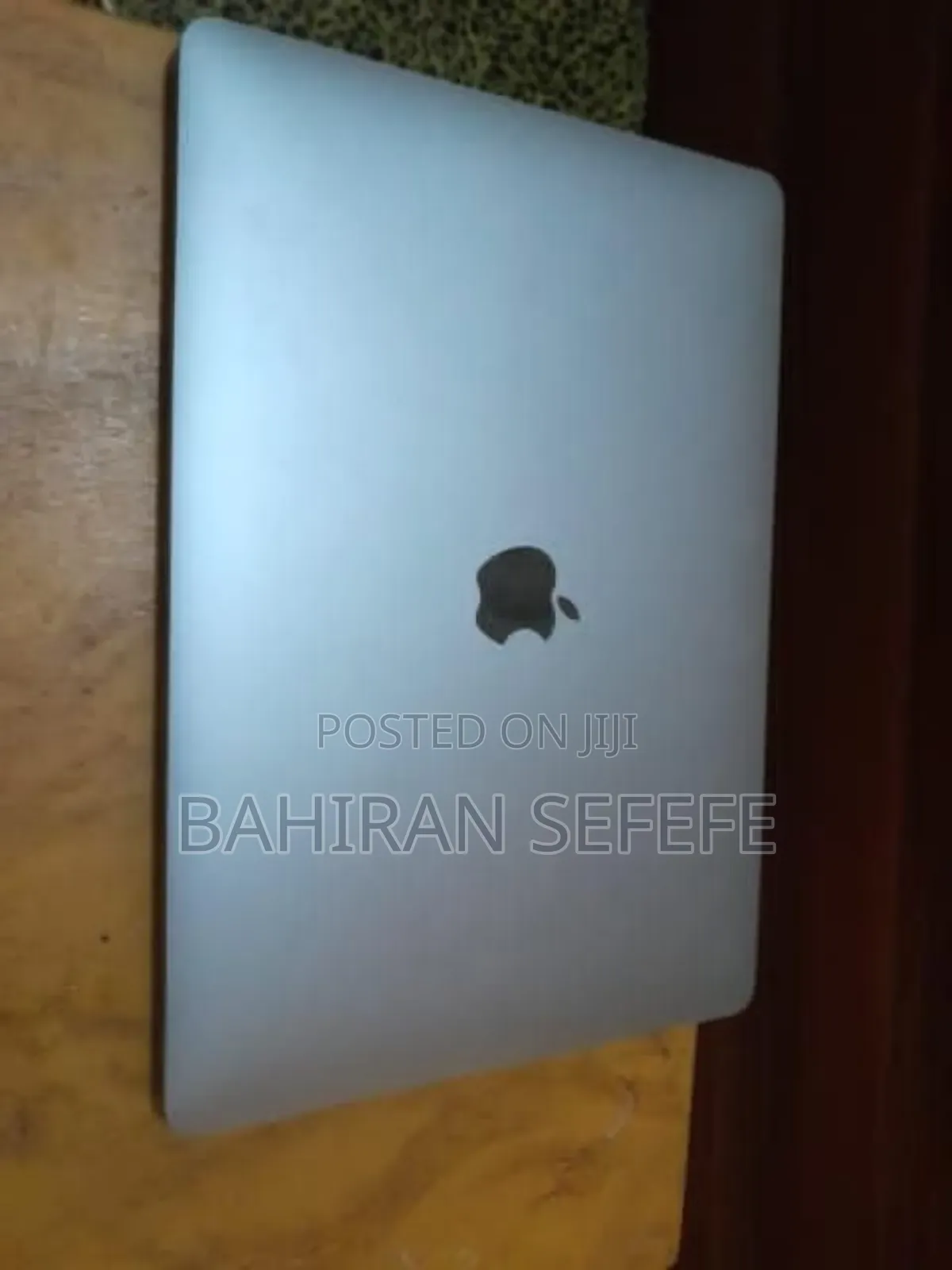 Laptop Apple MacBook 2020 8GB Intel Core I3 SSD 256GB