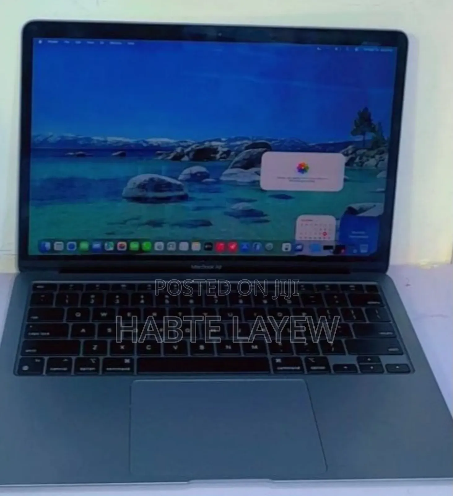 New Laptop Apple MacBook 8GB Apple M1 SSD 256GB