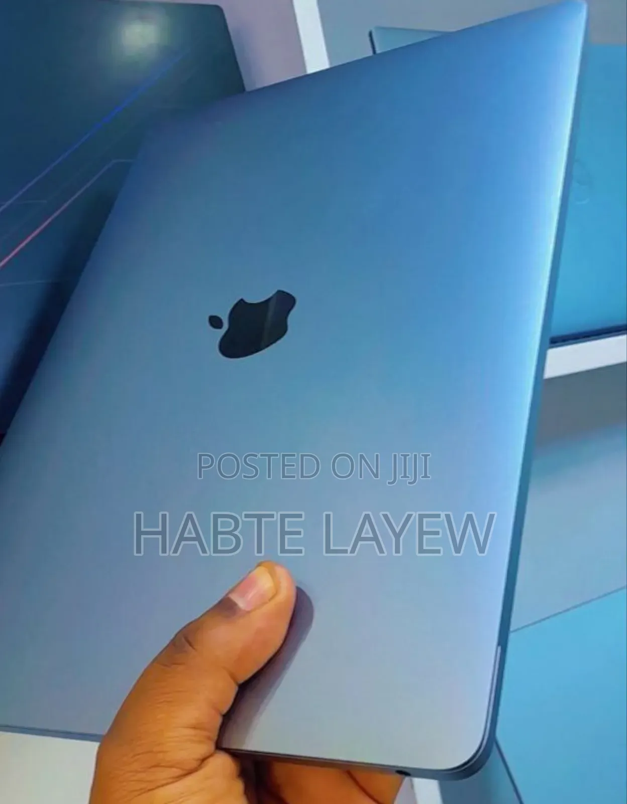 New Laptop Apple MacBook 8GB Apple M1 SSD 256GB