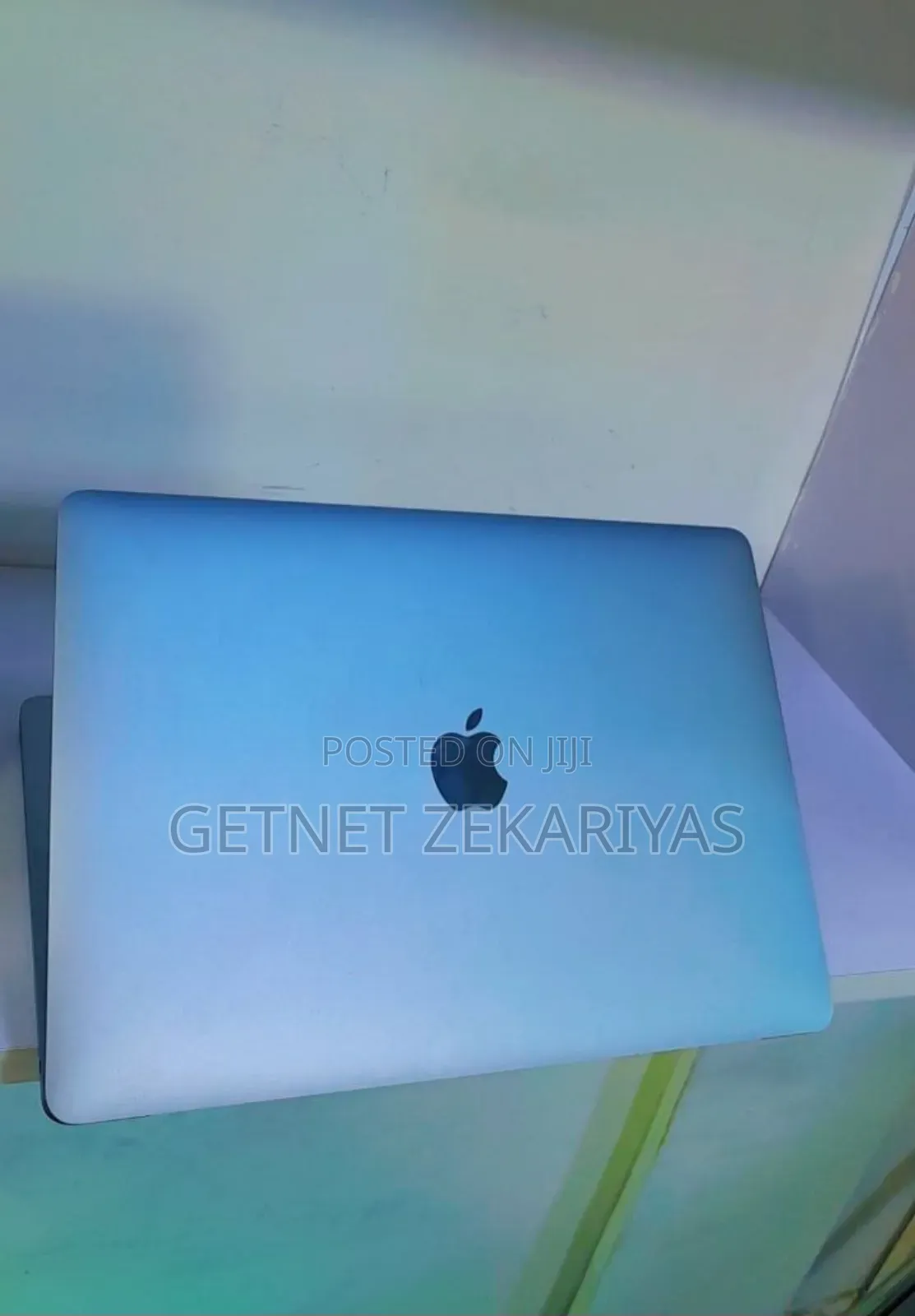 New Laptop Apple MacBook Air 8GB Apple M1 SSD 256GB