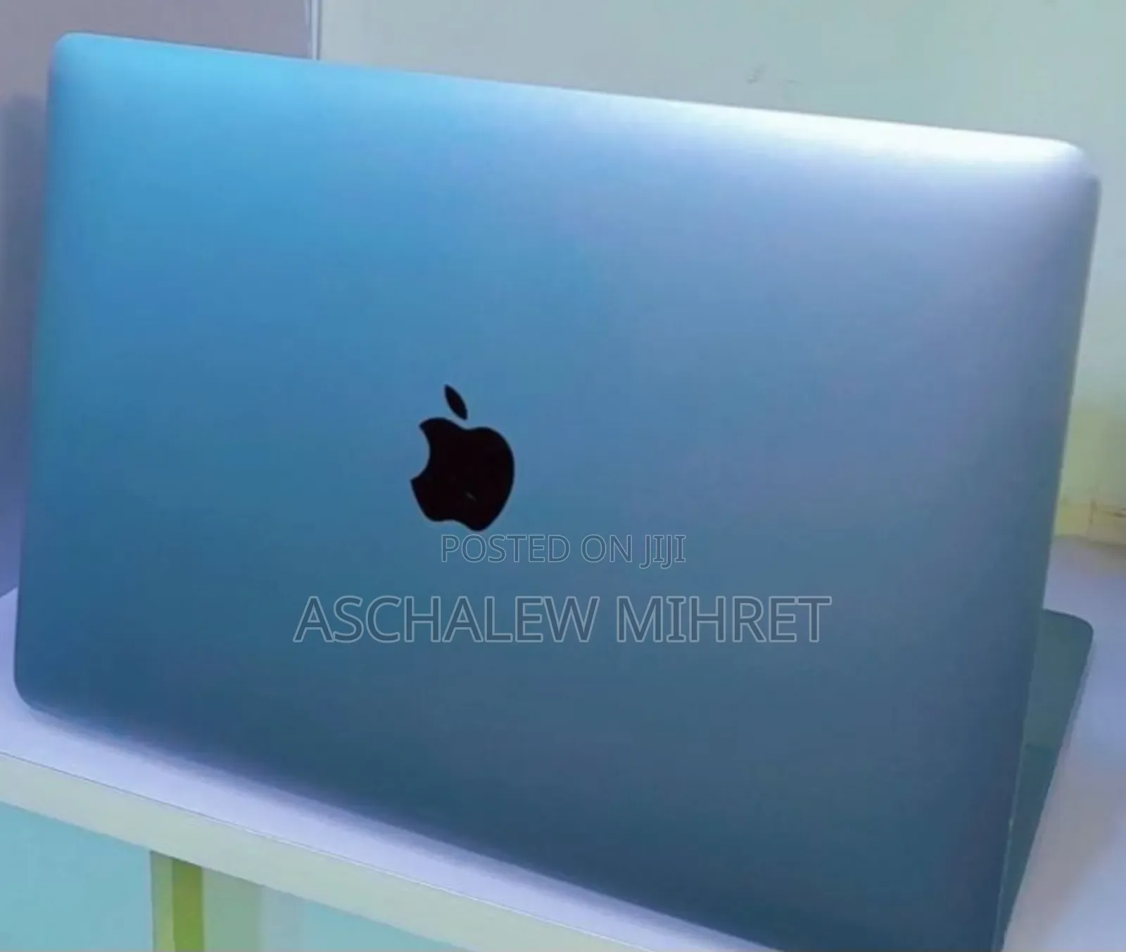 New Laptop Apple MacBook Air 2020 M1 8GB Apple M1 SSD 256GB