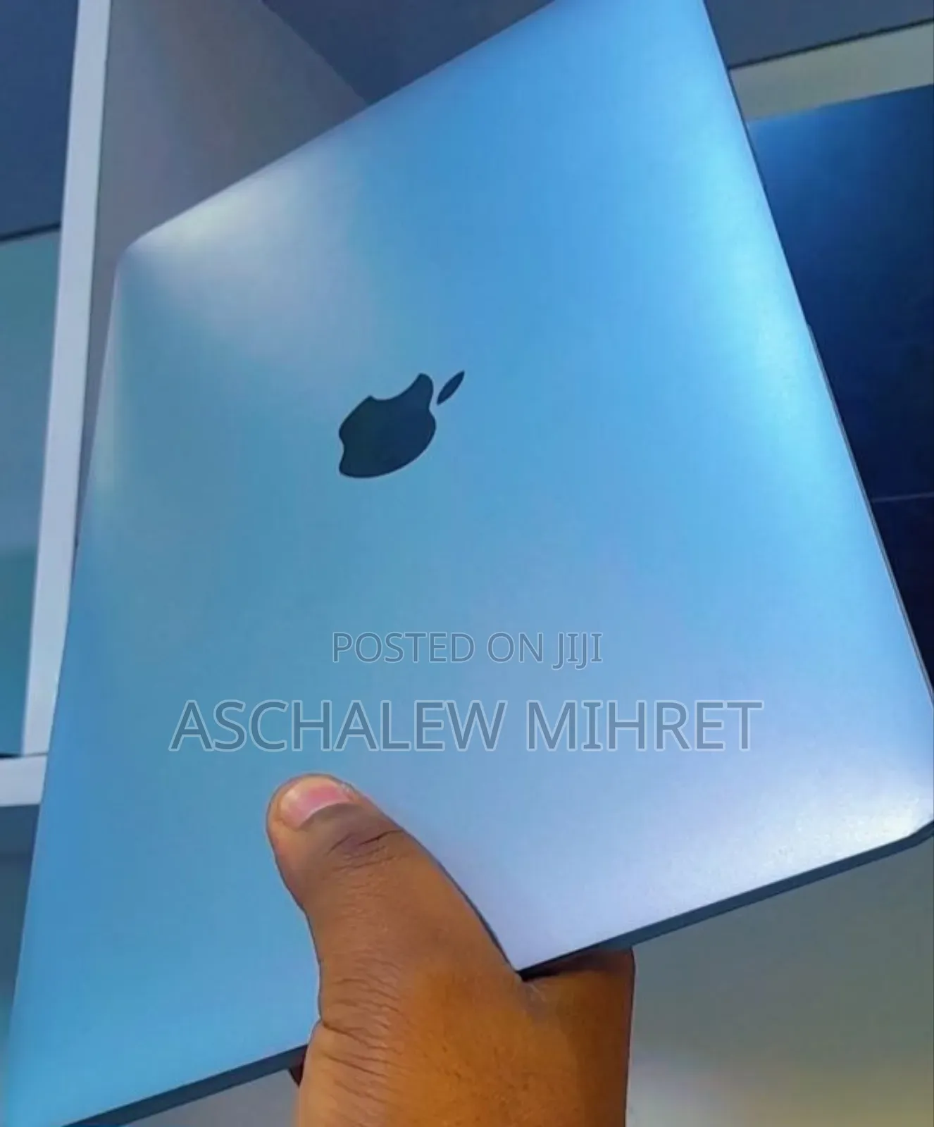 New Laptop Apple MacBook Air 2020 M1 8GB Apple M1 SSD 256GB