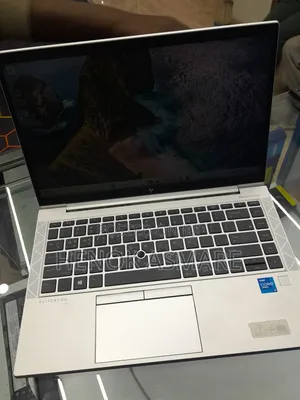 New Laptop HP EliteBook 840 G8 16GB Intel Core I5 SSD 512GB