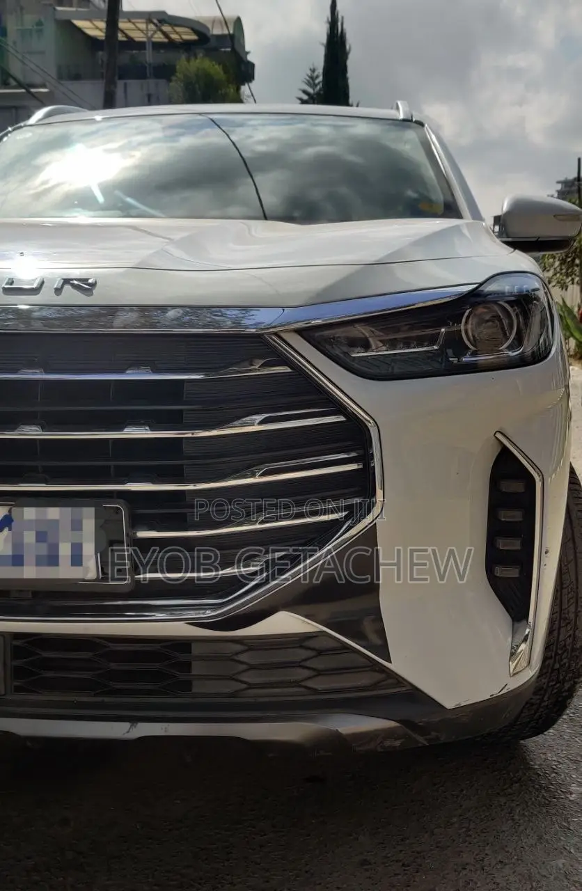 Jetour X70 Plus 2022 White